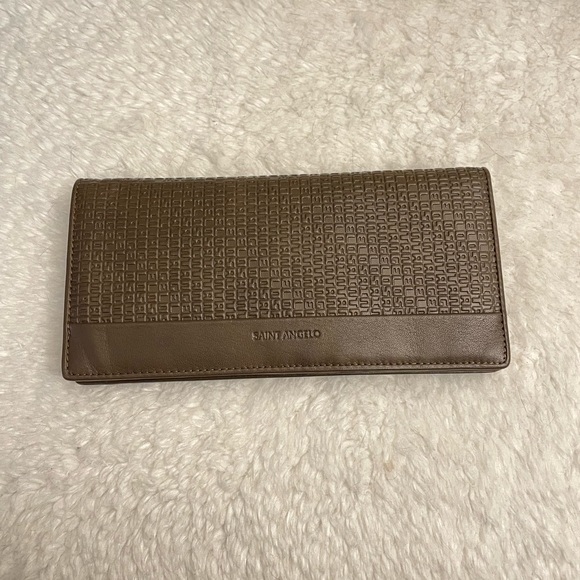 Long wallet - Picture 1 of 3